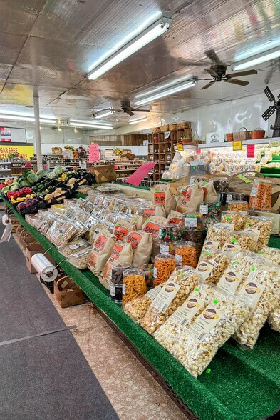 More Photos Of 13685 Ocean Gateway, Wye Mills General Retail For Sale