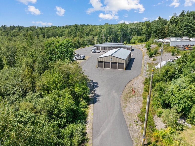 More Photos Of 30 Waterford Pl, Laconia Self Storage For Sale