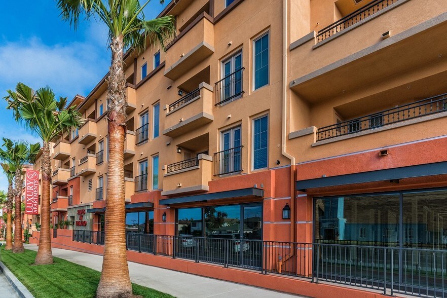 More Photos Of 8601 Lincoln Blvd, Los Angeles Apartments For Lease