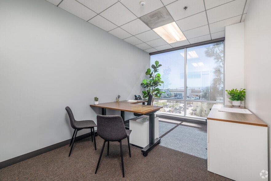 More Photos Of 2301-2321 Rosecrans Ave, El Segundo Office For Lease