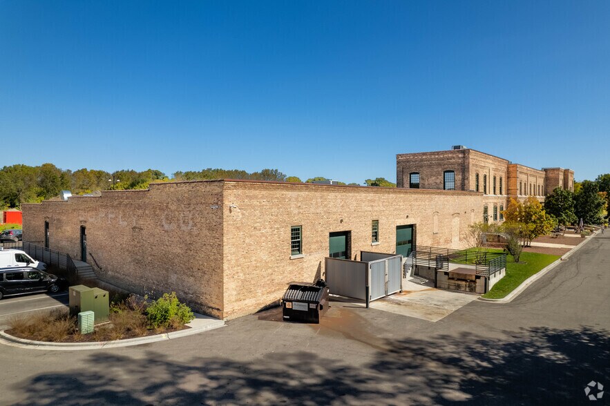 More Photos Of 3241 Garver Grn, Madison Freestanding For Lease