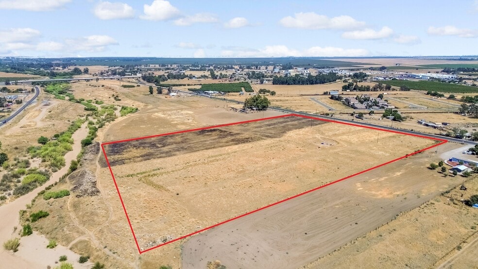More Photos Of 28139 Highway 145, Madera Land For Sale