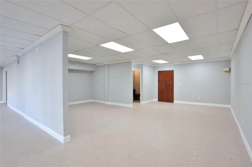 More Photos Of 2430 17th St, Sarasota Freestanding For Sale