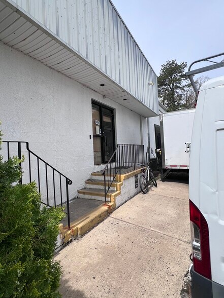 More Photos Of 2248 US Highway 9, Howell Warehouse For Lease