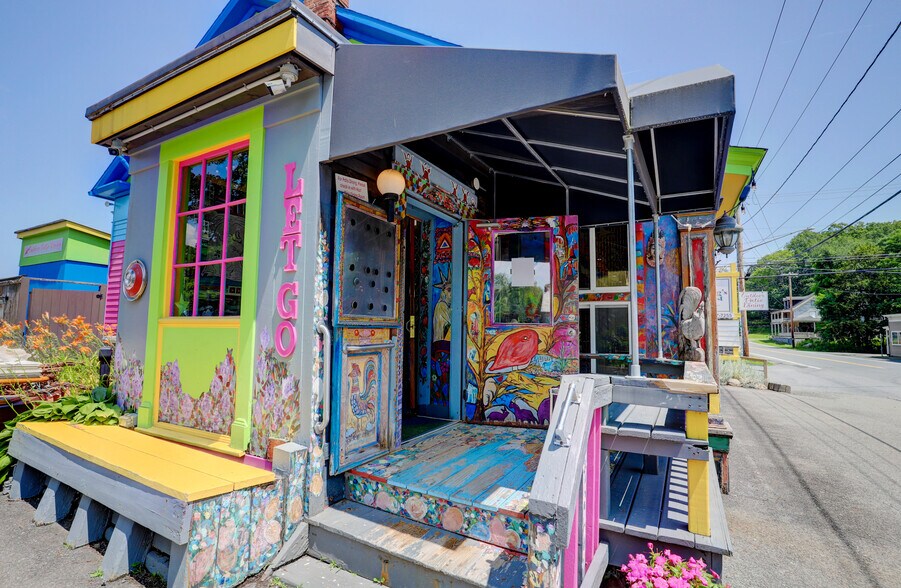 More Photos Of 1300 State Route 213, High Falls Restaurant For Sale