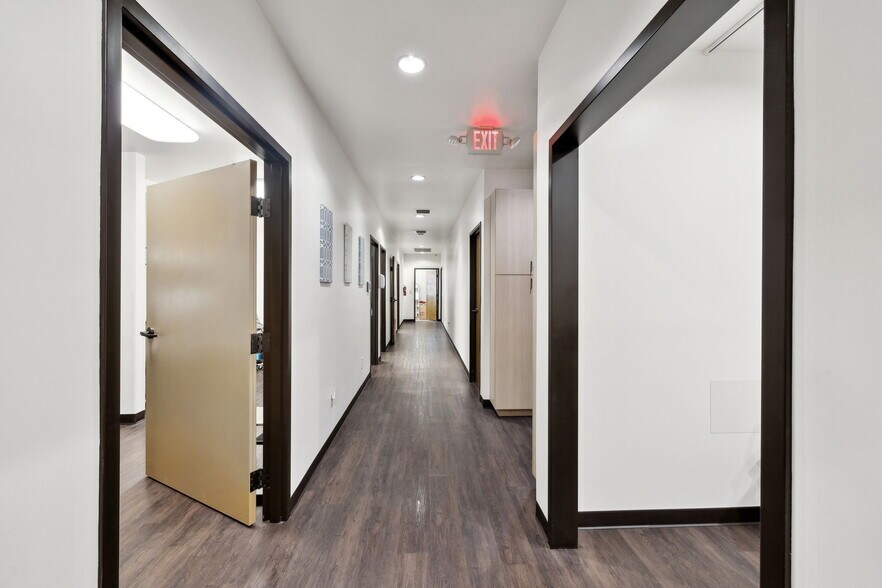 More Photos Of 2128 Babcock Rd, San Antonio Medical For Sale