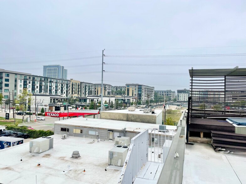 More Photos Of 3335 W Lamar St, Houston Office Residential For Lease