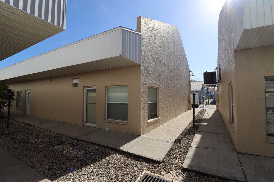 More Photos Of 18350 Paulson Dr, Port Charlotte Warehouse For Sale