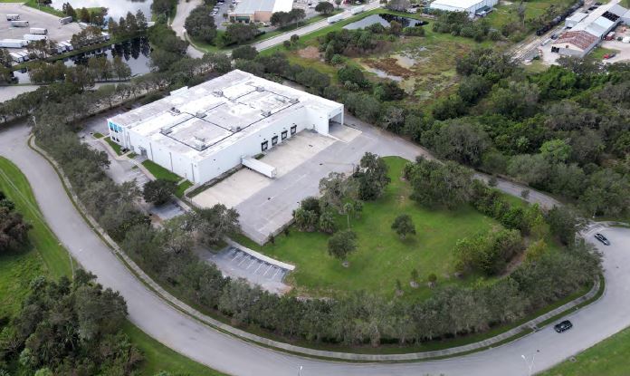 Primary Photo Of 2906 Corporate Way, Palmetto Manufacturing For Lease