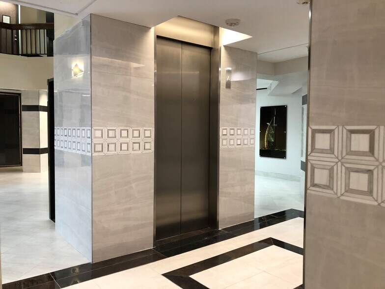 More Photos Of 9888 Bissonnet St, Houston Medical For Lease