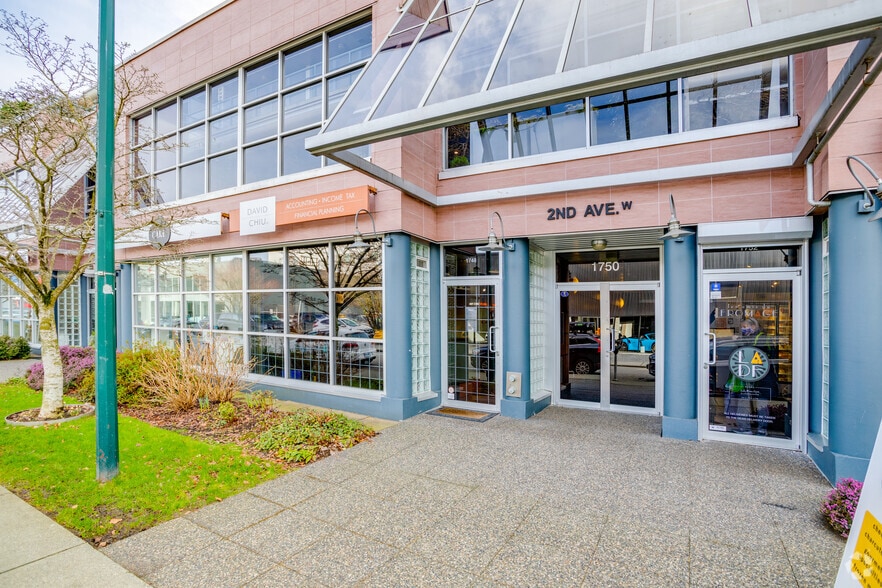 More Photos Of 1728 2nd Av W, Vancouver Apartments For Lease