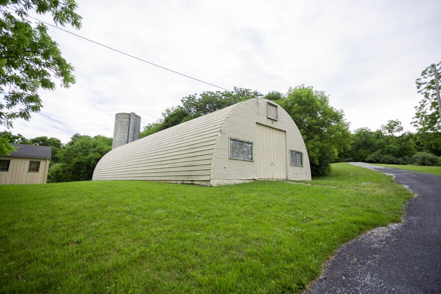 More Photos Of 1207 Flohrs Church Rd, Biglerville Hospitality For Sale
