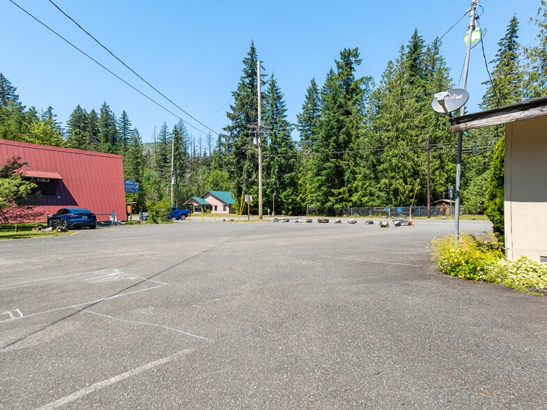 More Photos Of 7461 MT Baker Hwy, Deming Restaurant For Sale