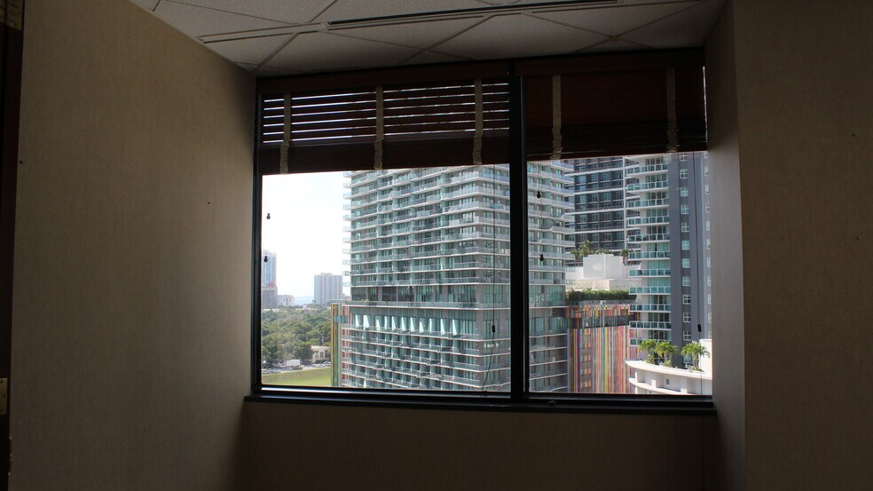 More Photos Of 1200 Brickell Ave, Miami Office For Lease