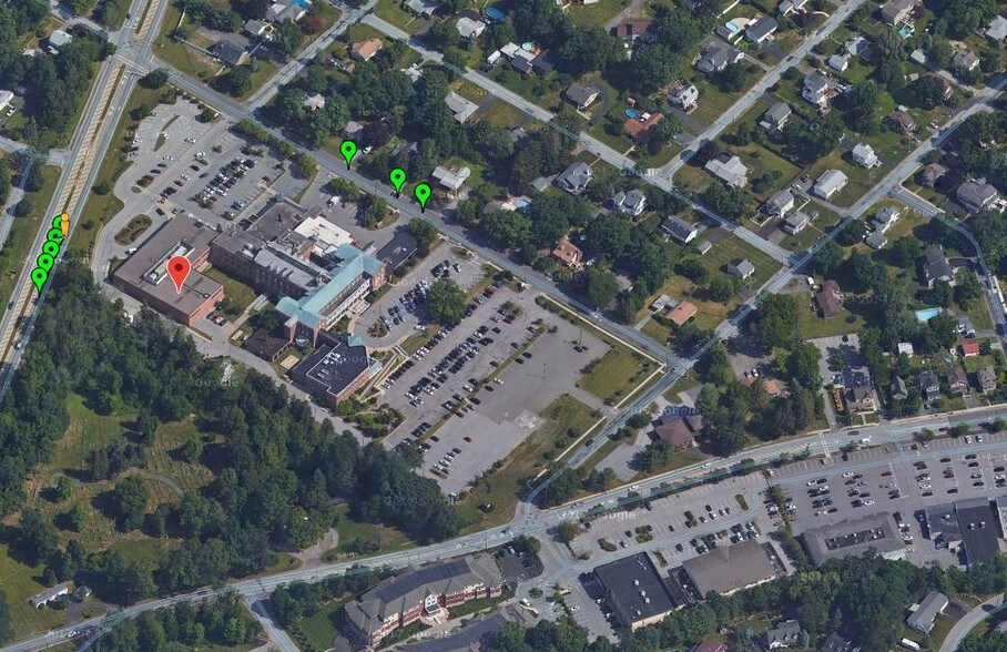 More Photos Of 21 Laurel Ave, Cornwall Medical For Lease