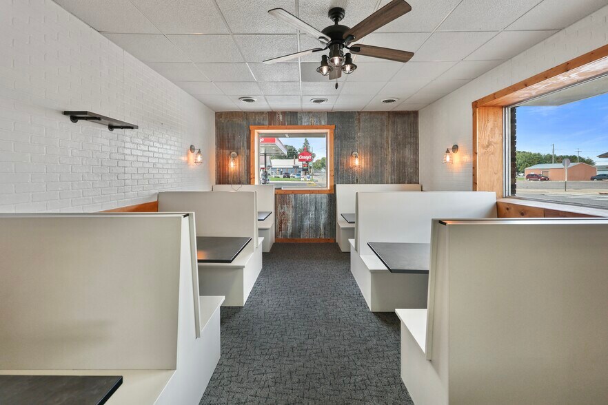 More Photos Of 105 1st St W, Milaca Multifamily For Sale