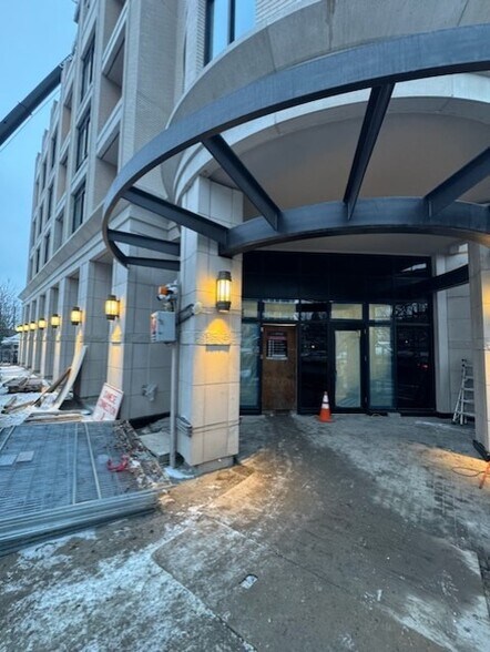 More Photos Of 1451 Wellington St W, Ottawa Apartments For Lease