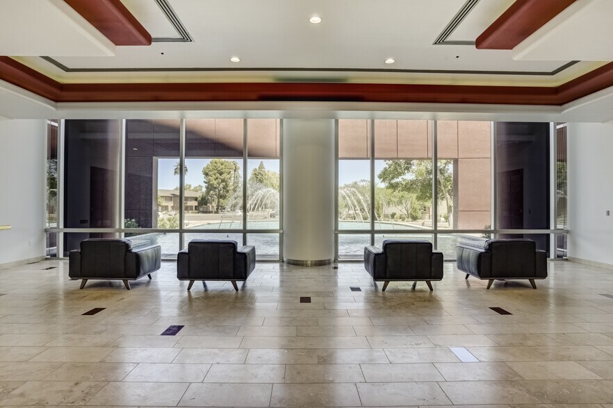 More Photos Of 4500 S Lakeshore Dr, Tempe Coworking Space