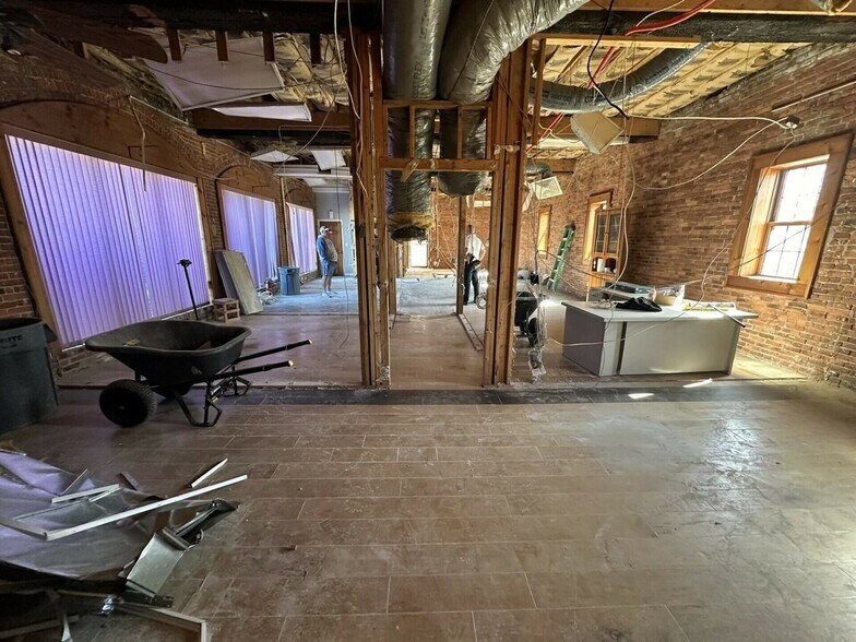 More Photos Of 60 Court St, Taunton Multifamily For Sale