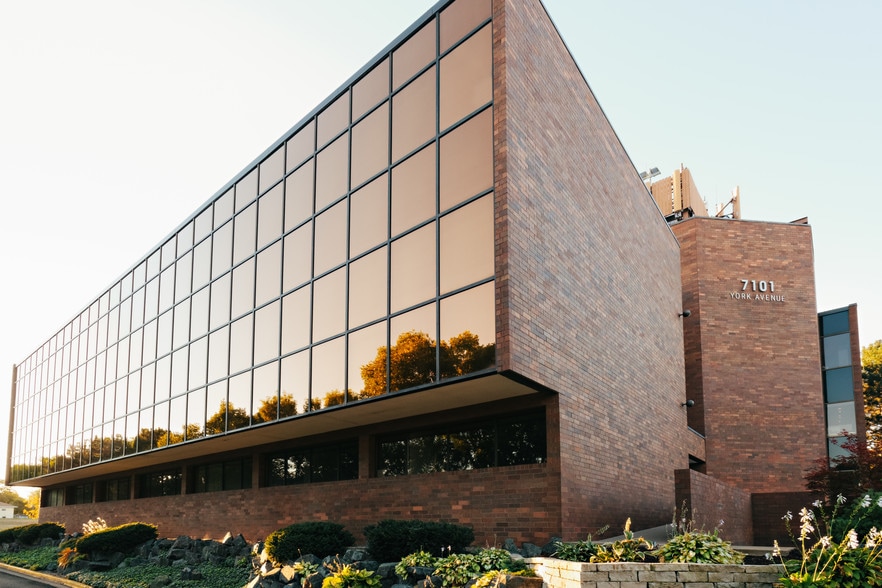 Primary Photo Of 7101 York Ave S, Edina Office For Lease