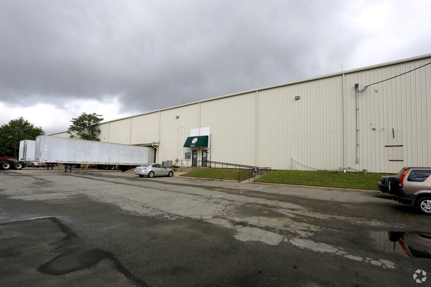 More Photos Of 100 Middlesex Ave, Carteret Industrial For Sale