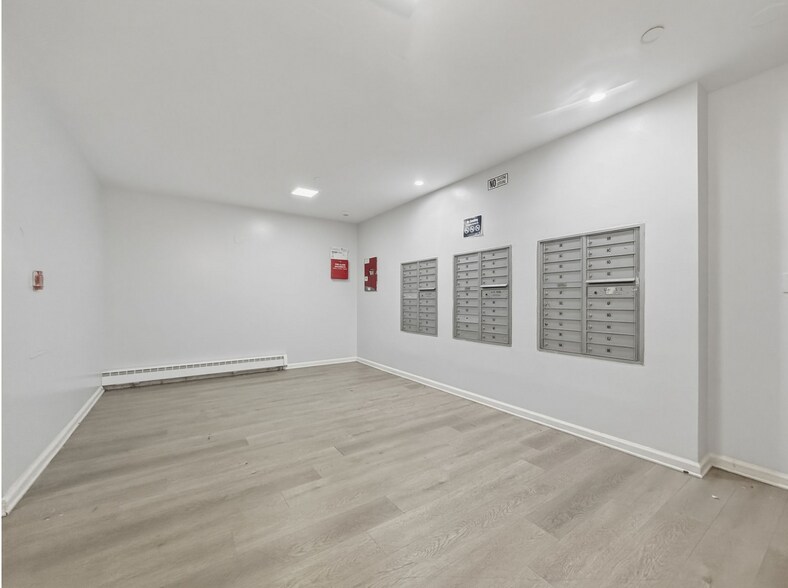 More Photos Of 3961 Carpenter, Bronx Apartments For Sale
