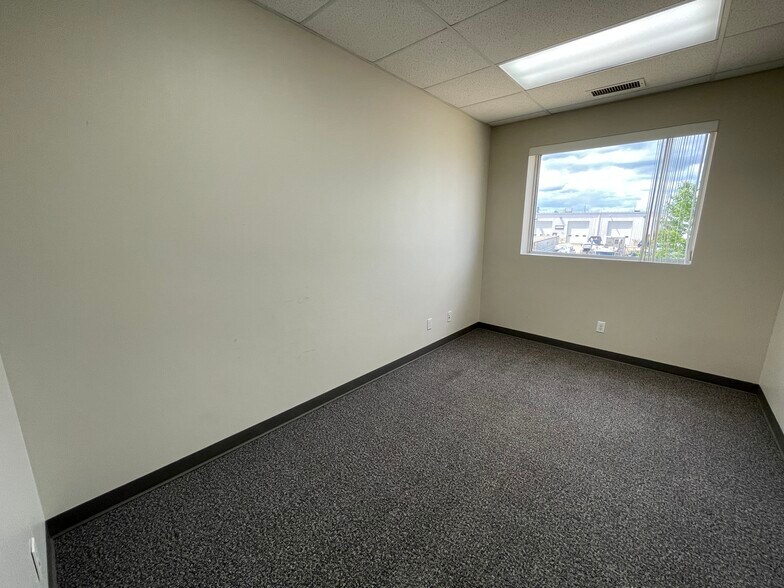 More Photos Of 7756 Edgar Industrial Way, Red Deer Warehouse For Sale