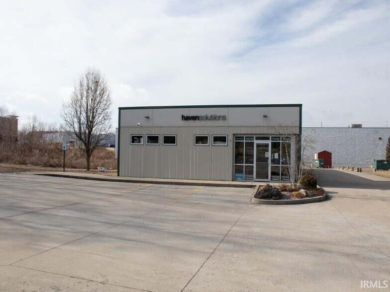 Primary Photo Of 2759 N Ford Rd, Vincennes Light Manufacturing For Sale