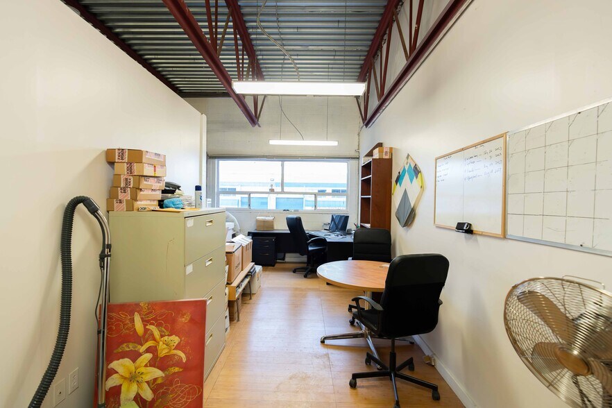 More Photos Of 13308 76th Ave, Surrey Warehouse For Sale