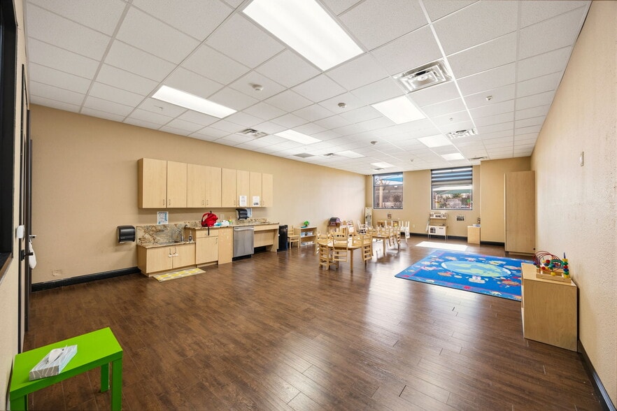 More Photos Of 1507 W Hebron Pky, Carrollton Schools For Sale