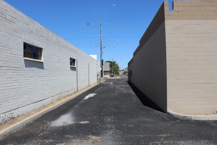 More Photos Of 3520 N 16th St, Phoenix Office For Sale