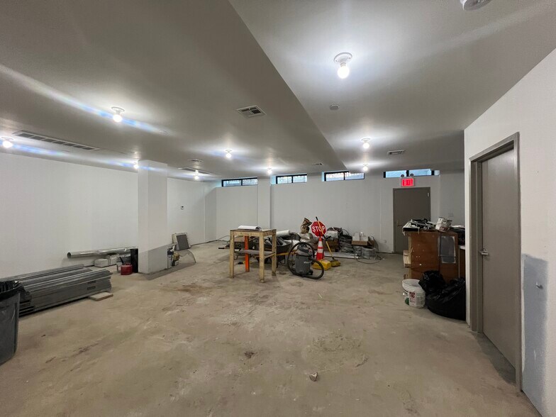 More Photos Of 952 Bedford Ave, Brooklyn Apartments For Lease