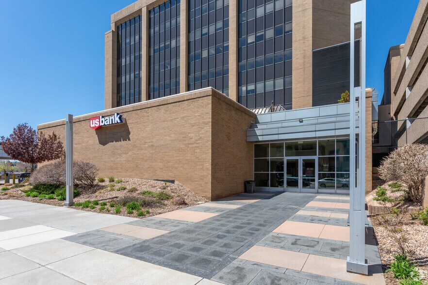 More Photos Of 210 University Blvd, Denver Office For Lease