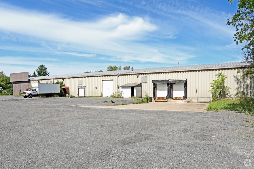 More Photos Of 1173 Cameron St, Hawkesbury Light Distribution For Lease