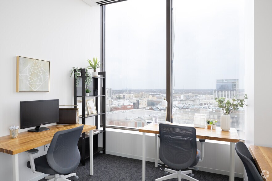 More Photos Of 500 E Main St, Norfolk Coworking Space