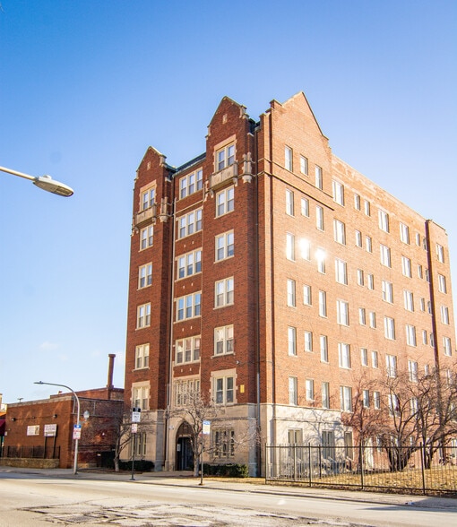 Primary Photo Of 7147 S Jeffery Blvd, Chicago Apartments For Sale