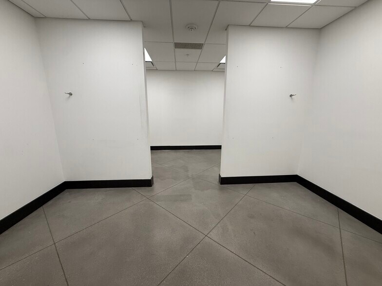 More Photos Of 3000 S Sierra Vista Way, Provo Warehouse For Lease