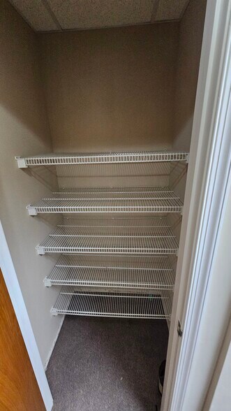 More Photos Of 7131 Rising Sun Ave, Philadelphia Office For Lease