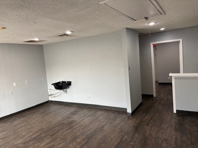 More Photos Of 400 Chisholm Valley Dr, Round Rock Unknown For Lease