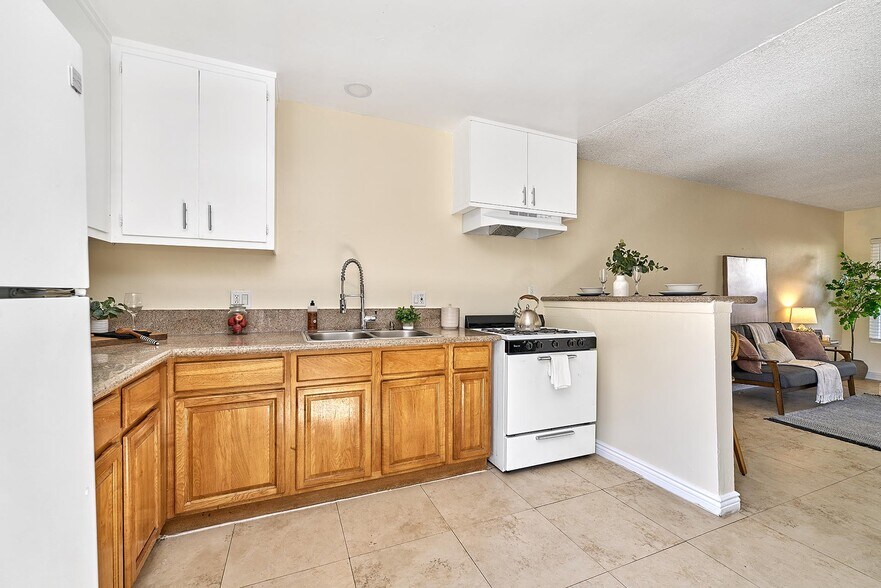 More Photos Of 1381 Burwood St, La Habra Apartments For Sale