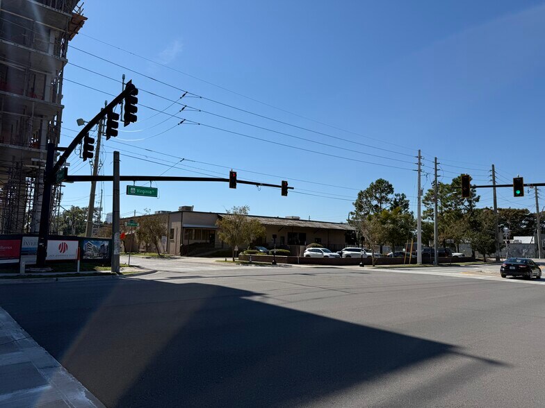 More Photos Of 408 Virginia Dr, Orlando Showroom For Lease