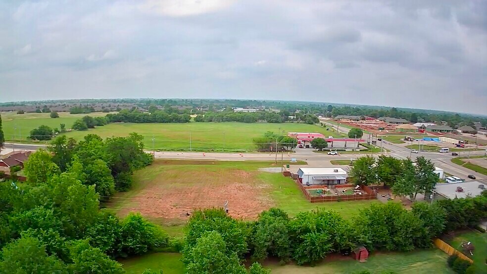 More Photos Of 1724 W State Highway 152, Mustang Land For Sale