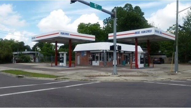 More Photos Of 3157 W 5th St, Jacksonville Convenience Store For Sale