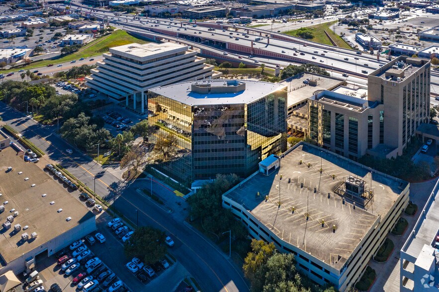 613 NW Loop 410, San Antonio, TX 78216 Office For Lease