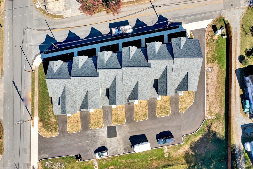 More Photos Of 130-140 W Calhoun St, Salem Apartments For Sale