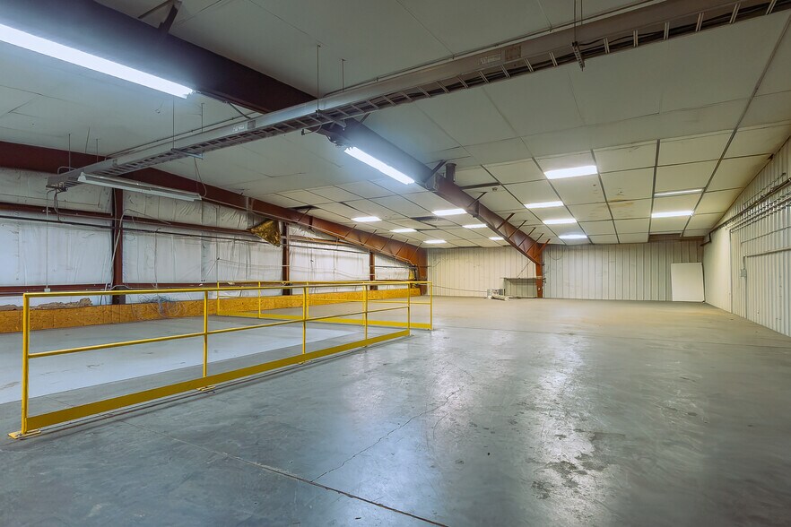 More Photos Of 199 Paradise Valley Rd, Athens Warehouse For Sale