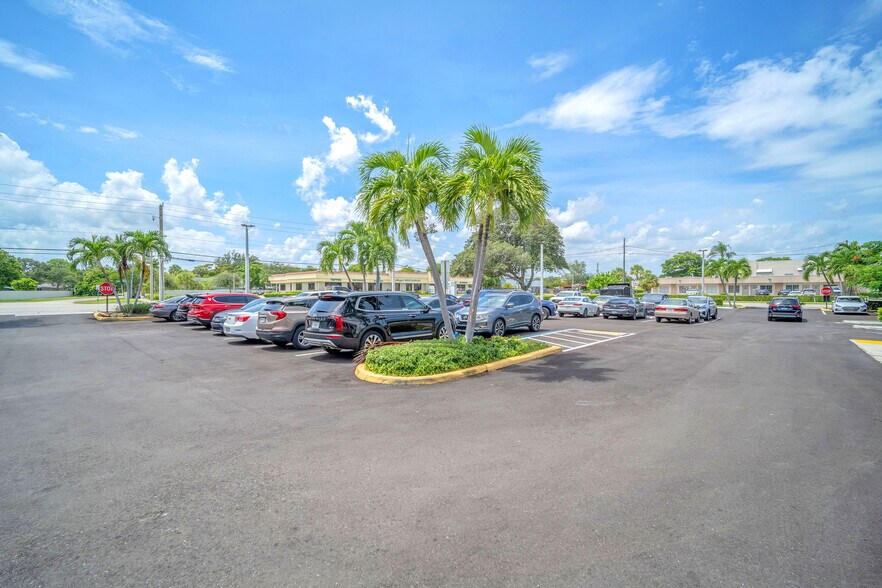 More Photos Of 1580 NW 2nd Ave, Boca Raton Unknown For Lease