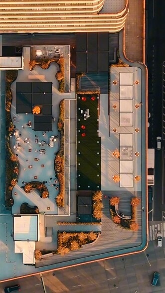 More Photos Of 601 W 26th St, New York Office For Lease