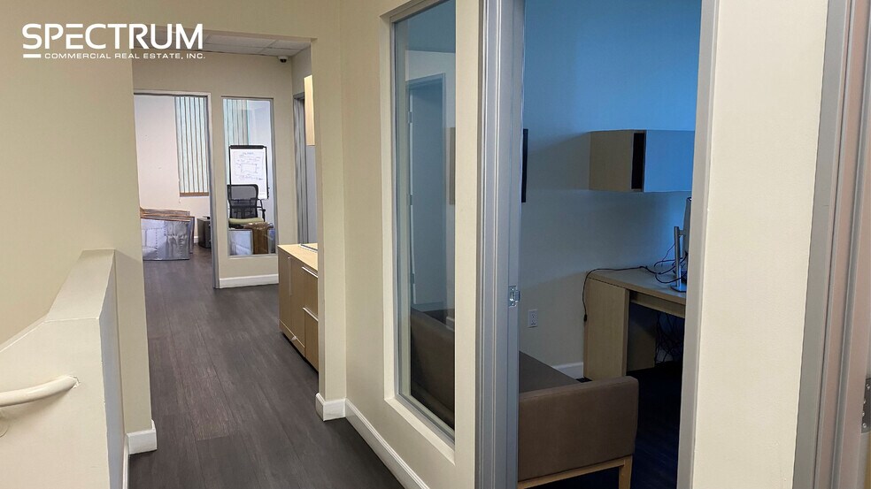 More Photos Of 28482-28486 Constellation Rd, Santa Clarita Warehouse For Sale