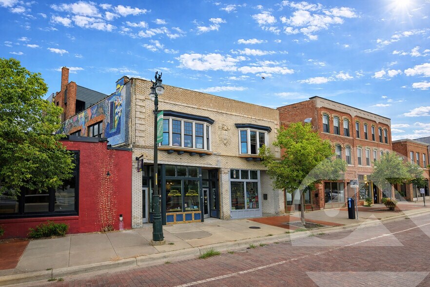 Primary Photo Of 1444-1446 Michigan Ave, Detroit Bar For Lease